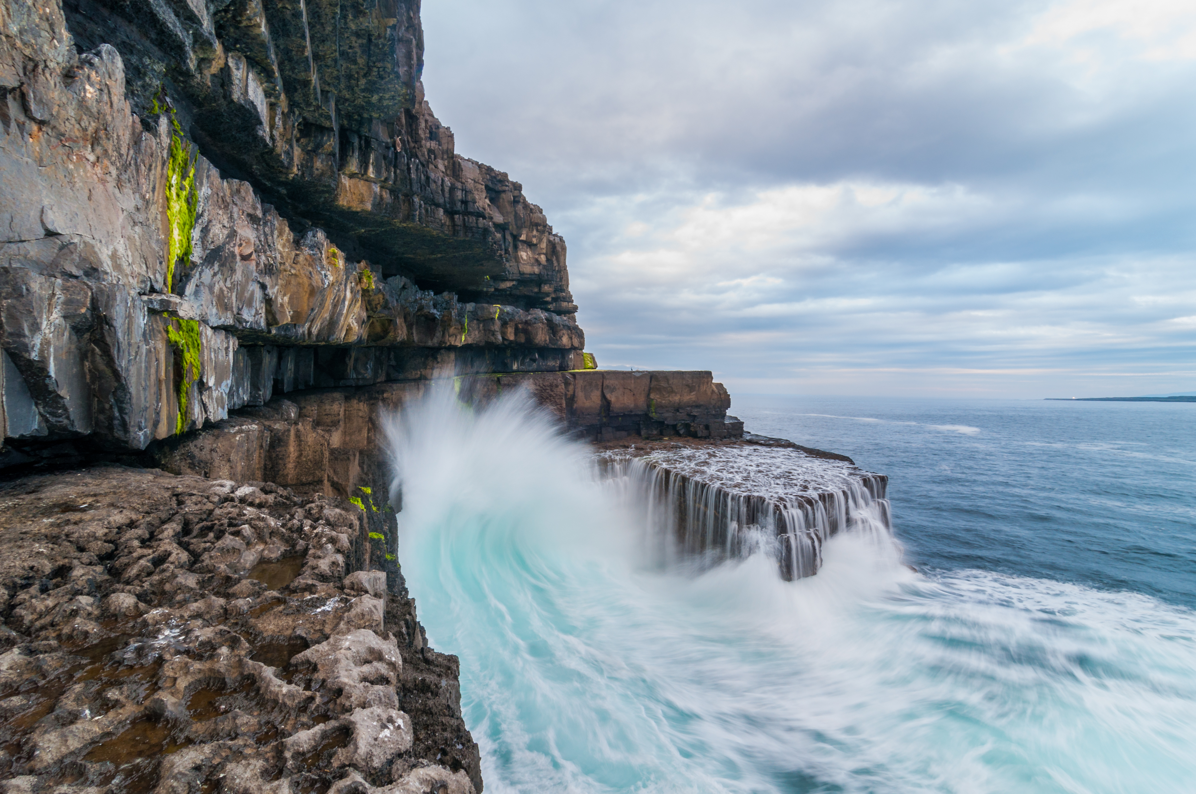 Search for novel wave energy converters results in £2.25m award.jpg